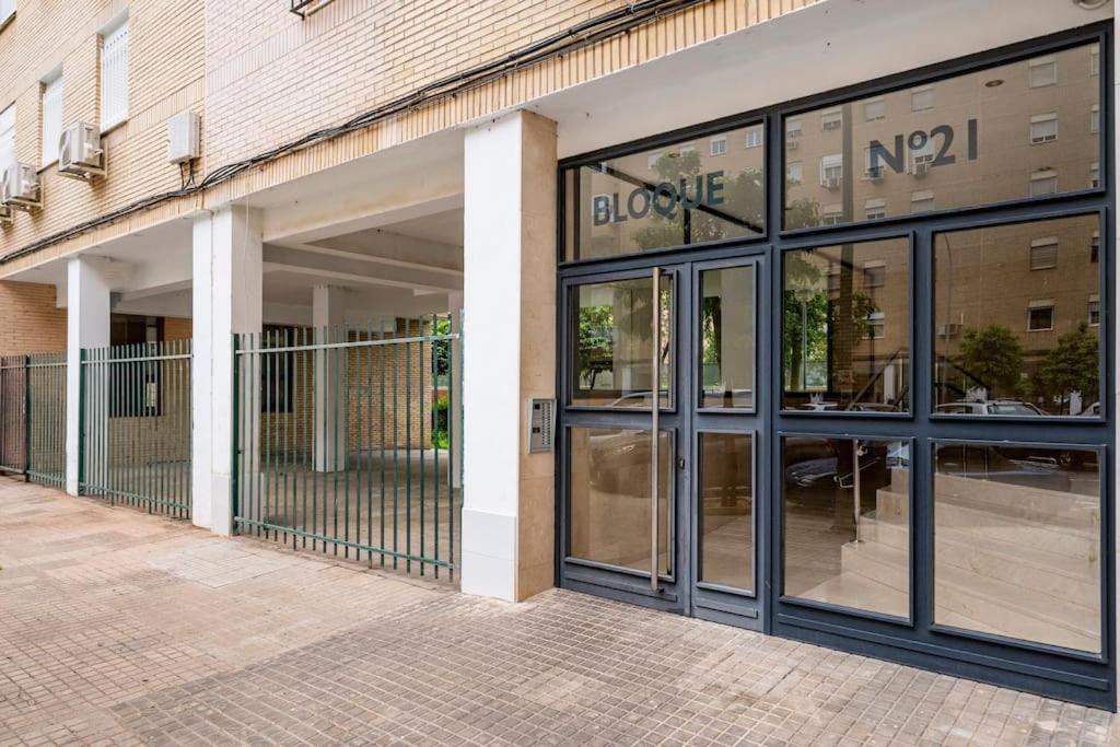 Appartement Centric And Spacious Flat With Free Car Park Séville
