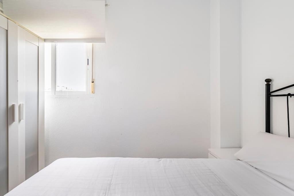 Appartement Centric And Spacious Flat With Free Car Park *
